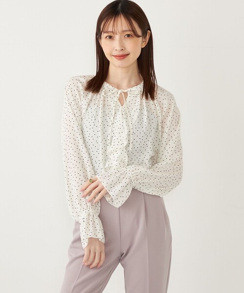 SHIPS Colors(シップス カラーズ)の「SHIPS Colors:〈手洗い可能〉2WAY フロントフリル ブラウス(シャツ/ブラウス・レディース・ブラック/ラベンダー/ナチュラル・ONE SIZE)」の3枚目の写真