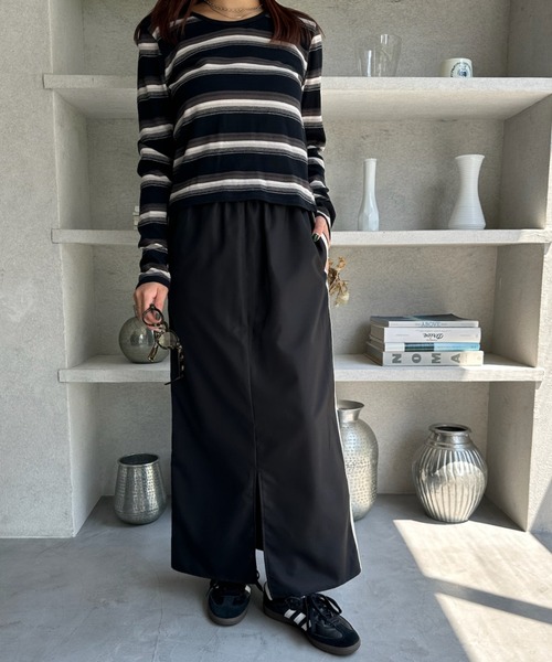 TREOVER(トレオーバー)の「サイドライン フロントスリットスカート(スカート・レディース・ピンク/ライトブルー/ブラック/オフホワイト・FREE)」の6枚目の写真