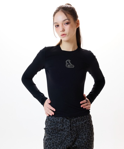 LUVISTRUE(ラヴイズトゥルー)の「CURVED L HOTFIX TEE(Tシャツ/カットソー・レディース・ホワイト/バーガンディー/ブラック・FREE)」の4枚目の写真