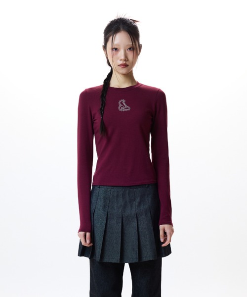 LUVISTRUE(ラヴイズトゥルー)の「CURVED L HOTFIX TEE(Tシャツ/カットソー・レディース・ホワイト/バーガンディー/ブラック・FREE)」の11枚目の写真