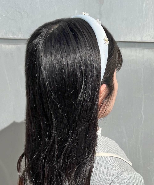 F i.n.t（フィント）の「パールマーガレットカチューシャ/fint　フィント（カチューシャ・レディース・オフホワイト/ブルーグレー/ピンク・FREE）」の6枚目の写真