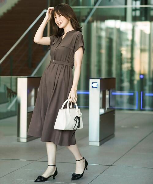 index（インデックス）の「【2WAY】フラワーチャーム付きショルダー取外し可バッグ（ショルダーバッグ・レディース・ブルー/ブラック/オフホワイト・00）」の4枚目の写真