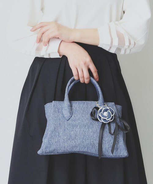index（インデックス）の「【2WAY】フラワーチャーム付きショルダー取外し可バッグ（ショルダーバッグ・レディース・ブルー/ブラック/オフホワイト・00）」の8枚目の写真