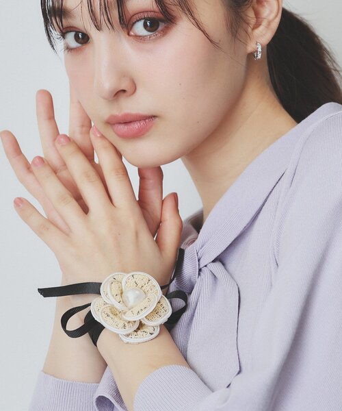 index（インデックス）の「【2WAY】フラワーチャーム付きショルダー取外し可バッグ（ショルダーバッグ・レディース・ブルー/ブラック/オフホワイト・00）」の10枚目の写真