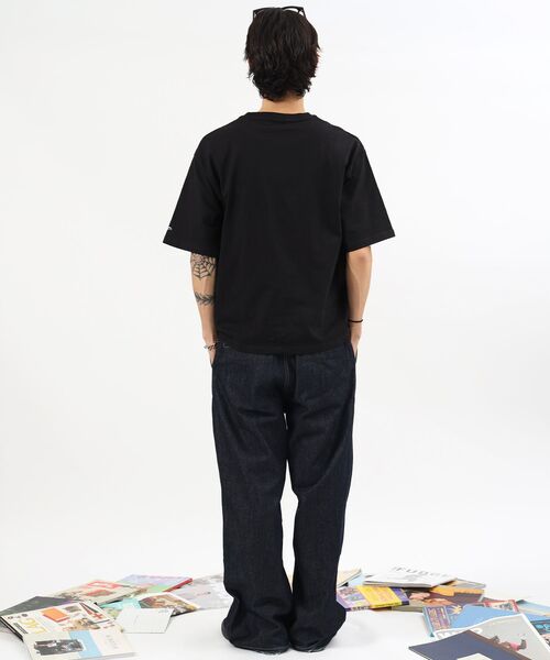 FFEIN(フェイン)の「【FFEIN(フェイン)】センターロゴ刺繍ショート丈Tシャツ / Tシャツ 短丈 クルーネック 半袖 ショート丈 刺繍(Tシャツ/カットソー・メンズ・ホワイト/ブラウン/ブラック/レッド/ネイビー・LARGE/MEDIUM/SMALL)」の9枚目の写真