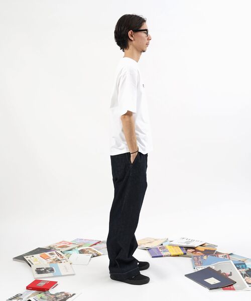 FFEIN(フェイン)の「【FFEIN(フェイン)】センターロゴ刺繍ショート丈Tシャツ / Tシャツ 短丈 クルーネック 半袖 ショート丈 刺繍(Tシャツ/カットソー・メンズ・ホワイト/ブラウン/ブラック/レッド/ネイビー・LARGE/MEDIUM/SMALL)」の15枚目の写真