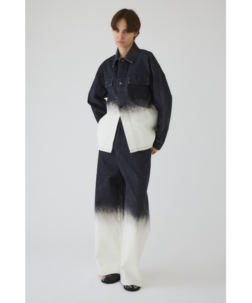 RIM.ARK(リムアーク)の「Gradation denim PT グラデーションデニムパンツ(デニムパンツ・レディース・ブラック/ブルー・36/38)」の7枚目の写真