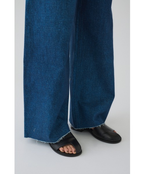 RIM.ARK(リムアーク)の「Gradation denim PT グラデーションデニムパンツ(デニムパンツ・レディース・ブラック/ブルー・36/38)」の19枚目の写真