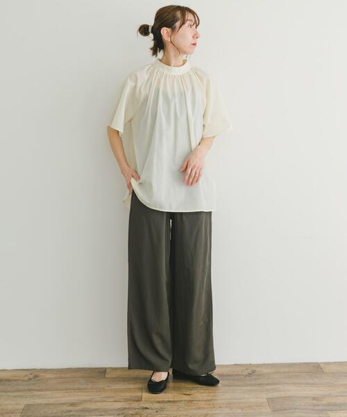 ITEMS URBANRESEARCH（アイテムズ アーバンリサーチ）の「イージーストレートパンツ（その他パンツ・レディース・チャコールグレー/ブラウン系その他/ホワイト系その他・FREE）」の18枚目の写真