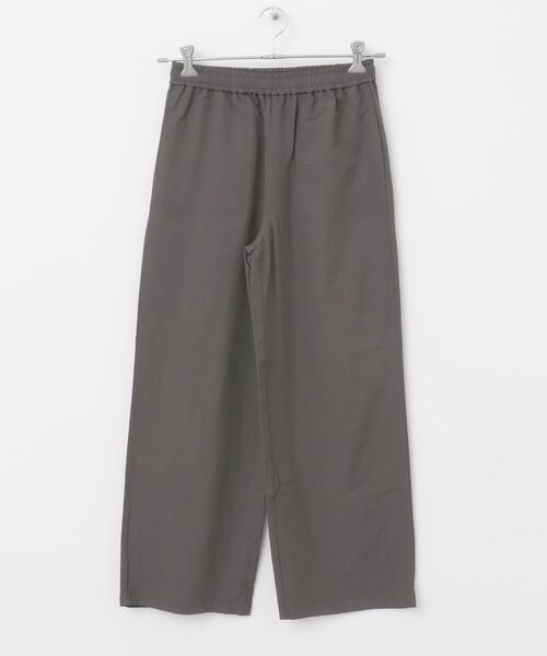 ITEMS URBANRESEARCH（アイテムズ アーバンリサーチ）の「イージーストレートパンツ（その他パンツ・レディース・チャコールグレー/ブラウン系その他/ホワイト系その他・FREE）」の20枚目の写真