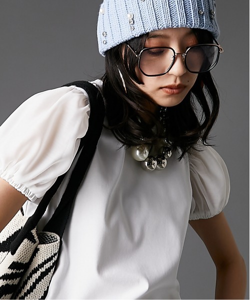 GEVS.(ジェイヴィス)の「パフスリーブカットソープルオーバー<大きいサイズ有>GEVS.(Tシャツ/カットソー・レディース・ブラック/オフホワイト・M/L/LL/3L/4L/5L)」の4枚目の写真