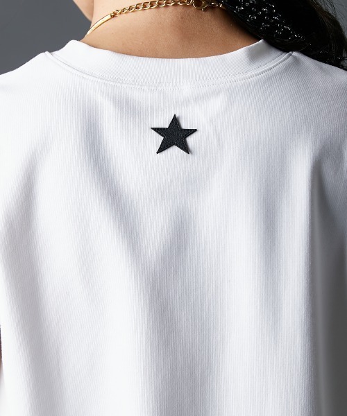 GEVS.(ジェイヴィス)の「パフスリーブカットソープルオーバー<大きいサイズ有>GEVS.(Tシャツ/カットソー・レディース・ブラック/オフホワイト・M/L/LL/3L/4L/5L)」の17枚目の写真