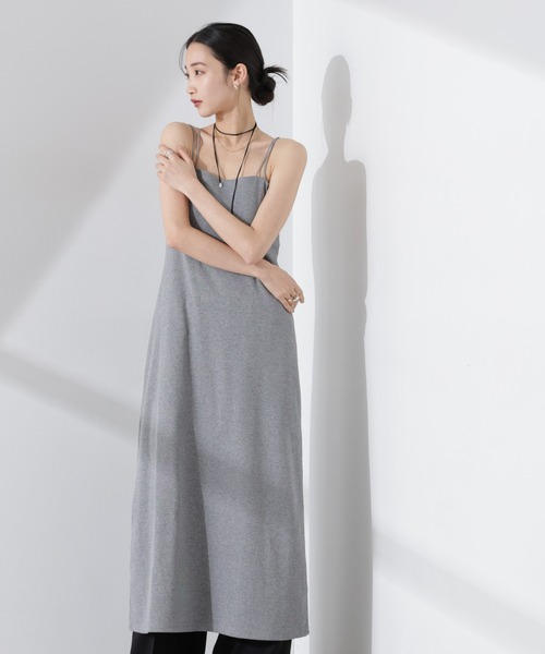 NANO universe(ナノユニバース)の「Wストラップカップ付きキャミソールワンピース(ワンピース・レディース・アイボリー/ブラック/グレー・FREE)」の12枚目の写真