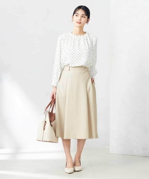 a.v.v(アーヴェヴェ)の「【洗える/ストレッチ/UVカット】麻調ストレッチフレアスカート(スカート・レディース・ベージュ/ネイビー/グレー・40/38/36/42/34)」の22枚目の写真