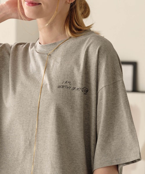 Mia (ミア)の「バックプリントフォトTシャツ(Tシャツ/カットソー・レディース・杢グレー/オフホワイト・FREE)」の17枚目の写真