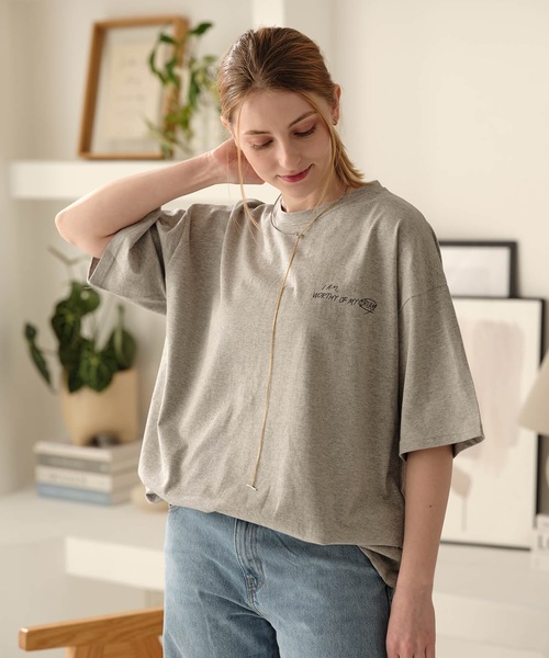 Mia (ミア)の「バックプリントフォトTシャツ(Tシャツ/カットソー・レディース・杢グレー/オフホワイト・FREE)」の8枚目の写真