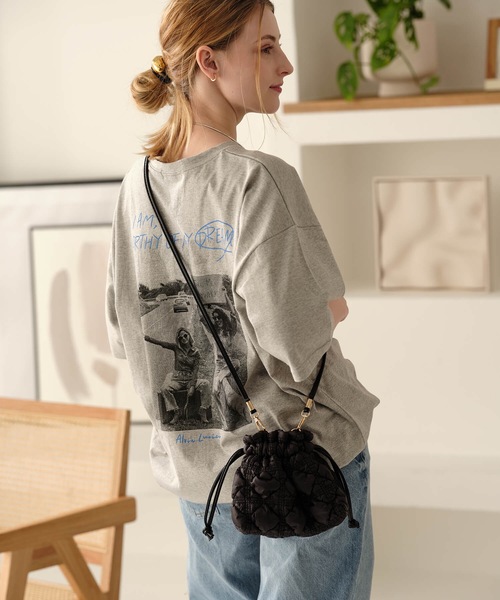 Mia (ミア)の「バックプリントフォトTシャツ(Tシャツ/カットソー・レディース・杢グレー/オフホワイト・FREE)」の10枚目の写真