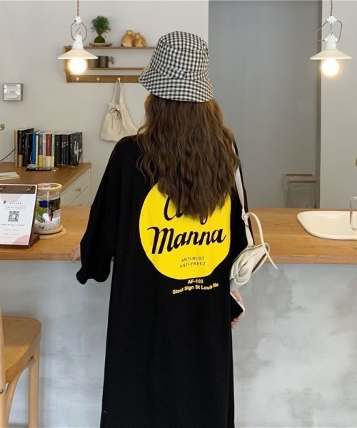LETee(レティー)の「サークルバックプリントティーワンピース(Tシャツ/カットソー・レディース・ホワイト/ブラック/イエロー・FREE)」の2枚目の写真