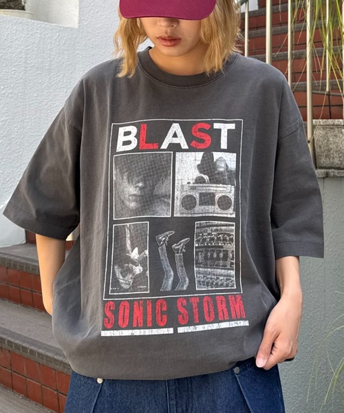 CIAOPANIC TYPY（チャオパニックティピー）の「【ユニセックス】ヴィンテージフェードプリントツアーTee（Tシャツ/カットソー・レディース・ホワイト系その他/ホワイト/ブラック系その他/ブラック・LARGE/MEDIUM/SMALL）」の4枚目の写真