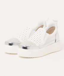 MUUM（ムーム）の「【MUUM】ムーム　厚底パンチングスリッポンスニーカー　MM-1801（スニーカー）」