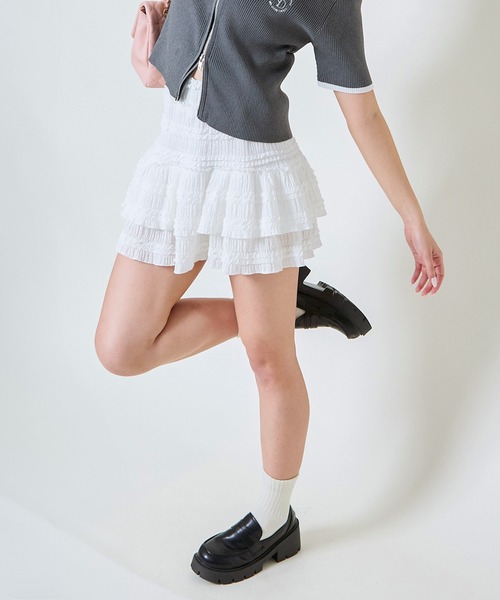 GORGE（ゴージ）の「カットフリルミニスカパン/ティアードフリルミニスカート（インナーパンツ付き）（スカート・レディース・オフホワイト/ブラック・F）」の12枚目の写真