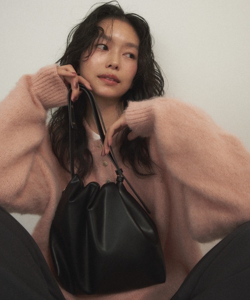 ワンハンドルフェイクレザーバッグ（ショルダーバッグ）｜Shelly