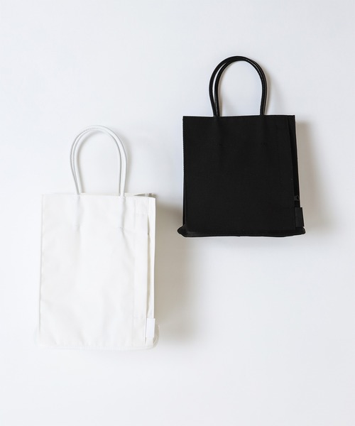 bpr BEAMS（ビーピーアール ビームス ）の「ROOTOTE / RO.A5.TOFU-1B スクエア バッグ（トートバッグ・レディース・ホワイト/ブラック・ONE SIZE）」の3枚目の写真