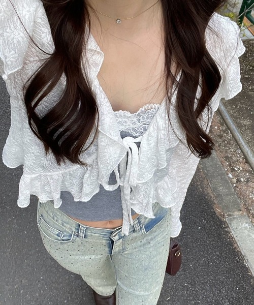 continuer de NICE CLAUP（コンティニューデナイスクラップ）の「【@re.__mi23セレクト】カットジャガードラッフルカーディガン（カーディガン/ボレロ・レディース・アイボリー/オフホワイト/ベージュ/ブラック・FREE）」の2枚目の写真