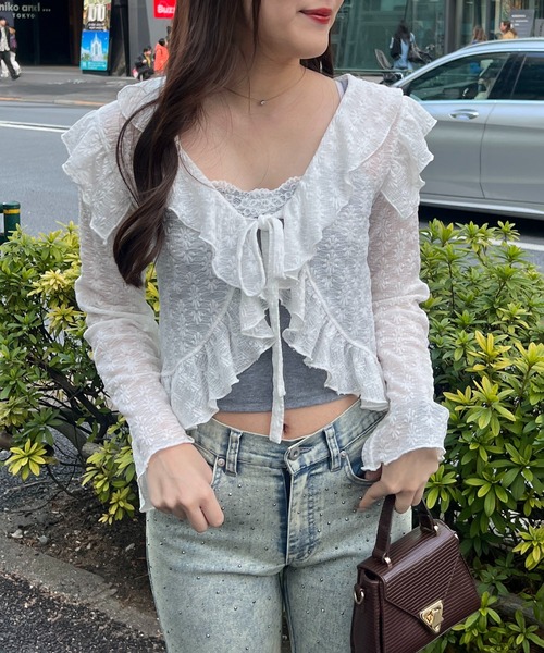 continuer de NICE CLAUP（コンティニューデナイスクラップ）の「【@re.__mi23セレクト】カットジャガードラッフルカーディガン（カーディガン/ボレロ・レディース・アイボリー/オフホワイト/ベージュ/ブラック・FREE）」の6枚目の写真