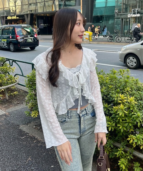 continuer de NICE CLAUP（コンティニューデナイスクラップ）の「【@re.__mi23セレクト】カットジャガードラッフルカーディガン（カーディガン/ボレロ・レディース・アイボリー/オフホワイト/ベージュ/ブラック・FREE）」の9枚目の写真