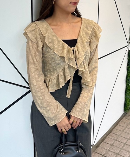 continuer de NICE CLAUP（コンティニューデナイスクラップ）の「【@re.__mi23セレクト】カットジャガードラッフルカーディガン（カーディガン/ボレロ・レディース・アイボリー/オフホワイト/ベージュ/ブラック・FREE）」の13枚目の写真