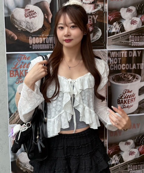 continuer de NICE CLAUP（コンティニューデナイスクラップ）の「【@re.__mi23セレクト】カットジャガードラッフルカーディガン（カーディガン/ボレロ・レディース・アイボリー/オフホワイト/ベージュ/ブラック・FREE）」の16枚目の写真