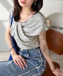 ”きれいめラフ”にこれ一択♪胸元ツイストリボンデザインTシャツ(半袖)