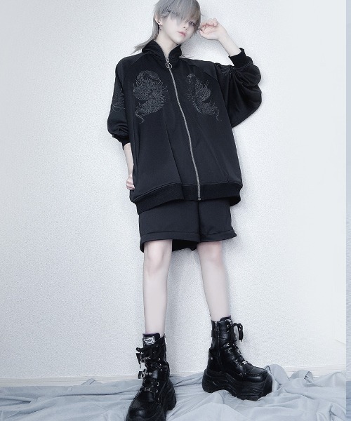 ililil(イルイルイル)の「『ililil/イルイルイル』【天獄螺蛇】2way刺繍ジャージパンツ トラックパンツ(その他パンツ・メンズ・ブラック・FREE)」の5枚目の写真