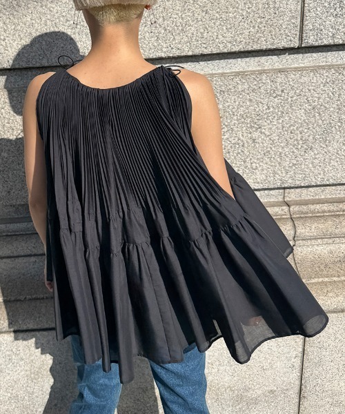 JENNE(ジェンヌ)の「JENNE プリーツボリュームトップス(Tシャツ/カットソー・レディース・ホワイト/ブラック/オレンジ・MEDIUM/LARGE/SMALL)」の12枚目の写真