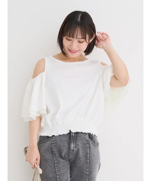 ADORE フレアスリーブ　白カットソー素敵です！ ADORE フレアスリーブ 白カットソー素敵です！