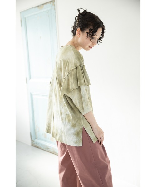 OSMOSIS（オズモーシス）の「タイダイショルダーフリルTシャツ（Tシャツ/カットソー・レディース・カーキ/オレンジ/チャコール・ONE SIZE）」の9枚目の写真