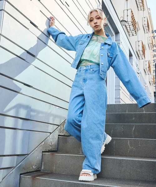 DURAS(デュラス)の「雑誌掲載|ショートデニムジャケット(デニムジャケット・レディース・ブルー/ブラック/ライトブルー・SMALL/MEDIUM)」の9枚目の写真