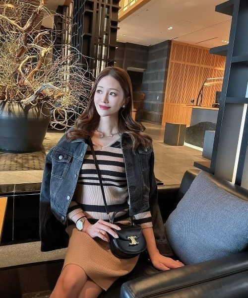 DURAS(デュラス)の「雑誌掲載|ショートデニムジャケット(デニムジャケット・レディース・ブルー/ブラック/ライトブルー・SMALL/MEDIUM)」の15枚目の写真