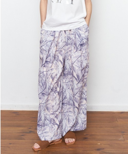 Muel Chic(ミュエルシック)の「Wanda resort pants ワンダリゾートパンツ(その他パンツ・レディース・オリーブ/ライラック/ブラック系・FREE)」の1枚目の写真