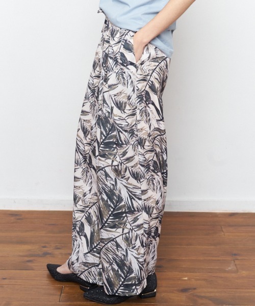 Muel Chic(ミュエルシック)の「Wanda resort pants ワンダリゾートパンツ(その他パンツ・レディース・オリーブ/ライラック/ブラック系・FREE)」の3枚目の写真