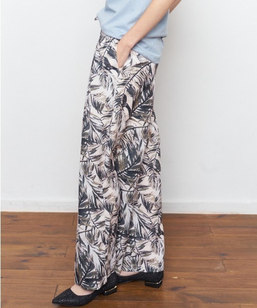 Muel Chic(ミュエルシック)の「Wanda resort pants ワンダリゾートパンツ(その他パンツ・レディース・オリーブ/ライラック/ブラック系・FREE)」の6枚目の写真