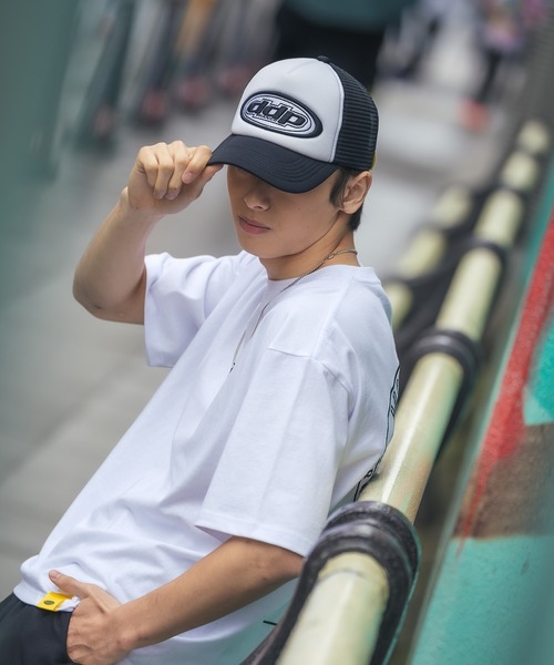 ddp（ディーディーピー）の「【DDP】オーバルロゴ メッシュキャップ（キャップ・メンズ・ブラック×ホワイト・FREE）」の2枚目の写真