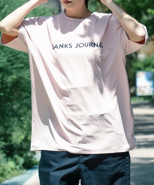 BANKS(バンクス)の「DESIGN TEE /BANKS JOURNAL(バンクスジャーナル)ブランドロゴプリント半袖デザインT-シャツ(Tシャツ/カットソー・メンズ・ブラック/スモークピンク/オフホワイト・LARGE/MEDIUM/X-LARGE)」の21枚目の写真