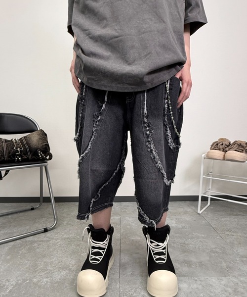 ATMARK(アットマーク)の「《フリーサイズ / UNISEX 》フリンジ ハーフパンツ ショートパンツ(デニムパンツ・メンズ・ブラック/インディゴブルー・FREE)」の5枚目の写真
