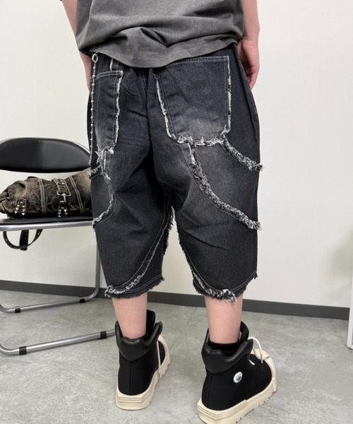 ATMARK(アットマーク)の「《フリーサイズ / UNISEX 》フリンジ ハーフパンツ ショートパンツ(デニムパンツ・メンズ・ブラック/インディゴブルー・FREE)」の6枚目の写真