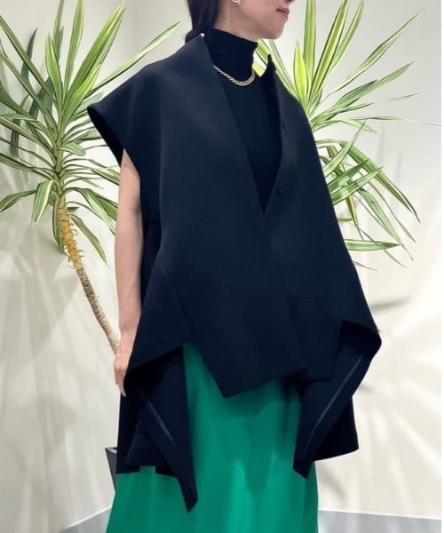 ◇マトラッセトリプルクロスヘムジレ（ベスト）｜LE PHIL（ルフィル