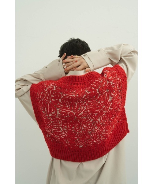 Knuth Marf(クヌースマーフ)の「embroidery knit best(ベスト・レディース・レッド/グレー・FREE)」の2枚目の写真