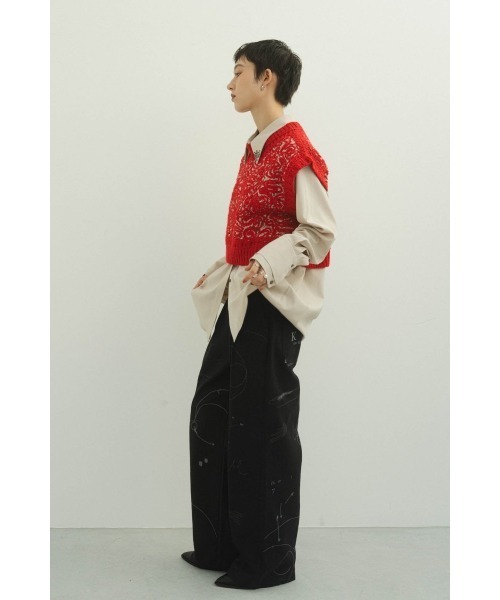 Knuth Marf(クヌースマーフ)の「embroidery knit best(ベスト・レディース・レッド/グレー・FREE)」の8枚目の写真