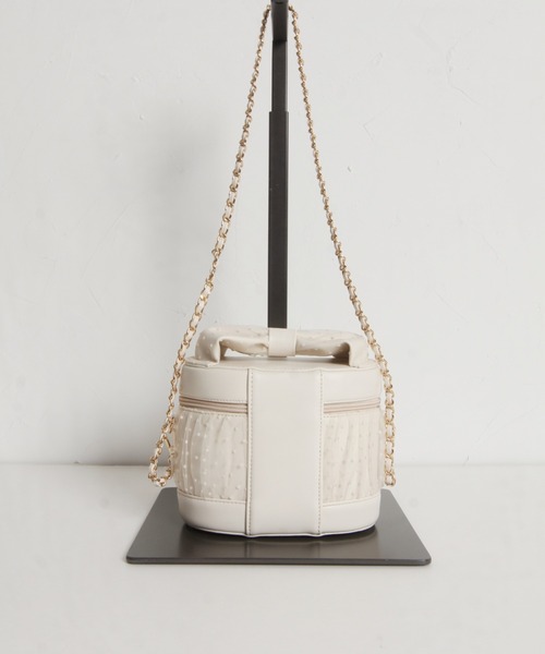tocco closet(トッコ クローゼット)の「【ZOZO限定】チュール重ねバニティバッグ(ショルダーバッグ・レディース・アイボリー/ブラック・M)」の18枚目の写真